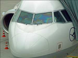Ventanas y parabrisas de aviones comerciales