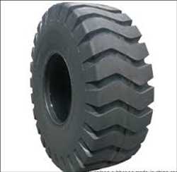 Neumático de maquinaria de ingeniería