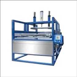 Máquina automática de termoformado al vacío