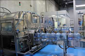 Global Procesamiento de agua embotellada Análisis foda de mercado
