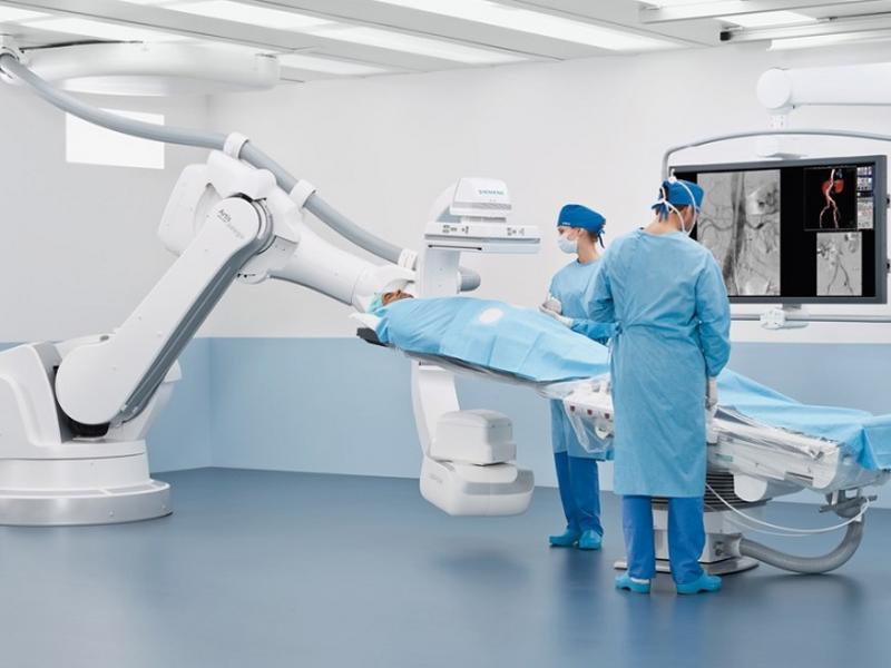 Tendencias del mercado mundial de robótica médica mínimamente invasiva